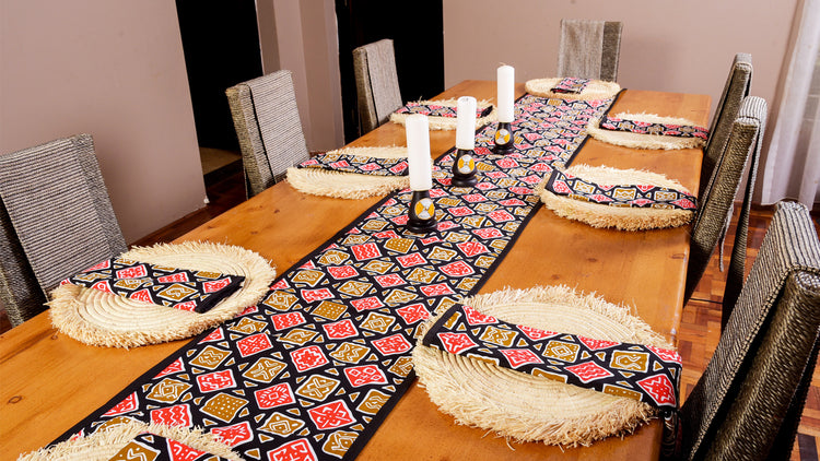 Table Runners + Napkins