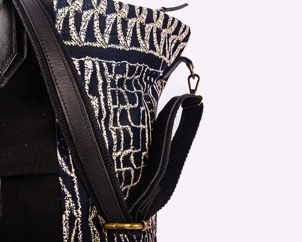 African-blue TWENDE Traveller Bag TT002