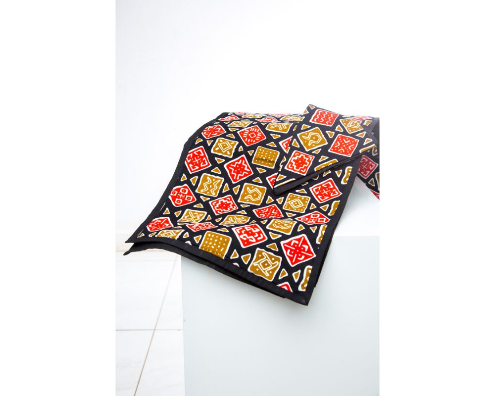 Table Runner + Napkin 506