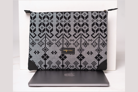 Salsa Laptop Sleeve 132