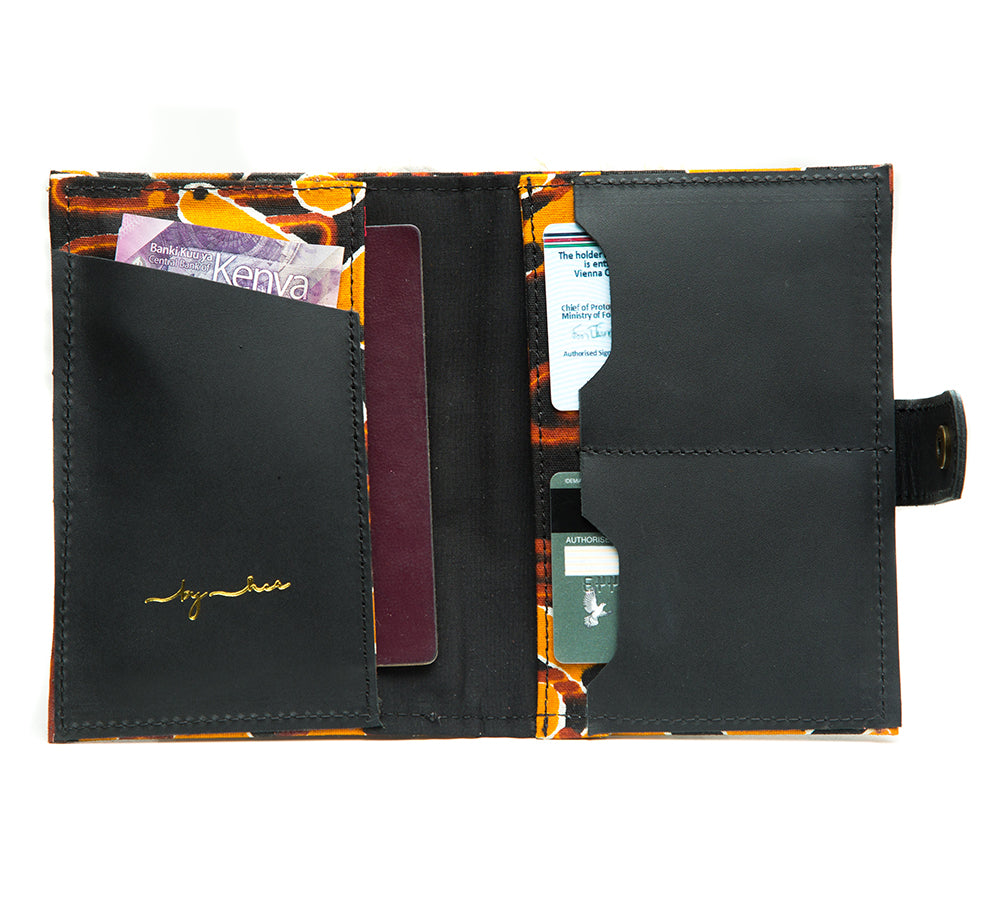 SAFIRI Passport Holder P05